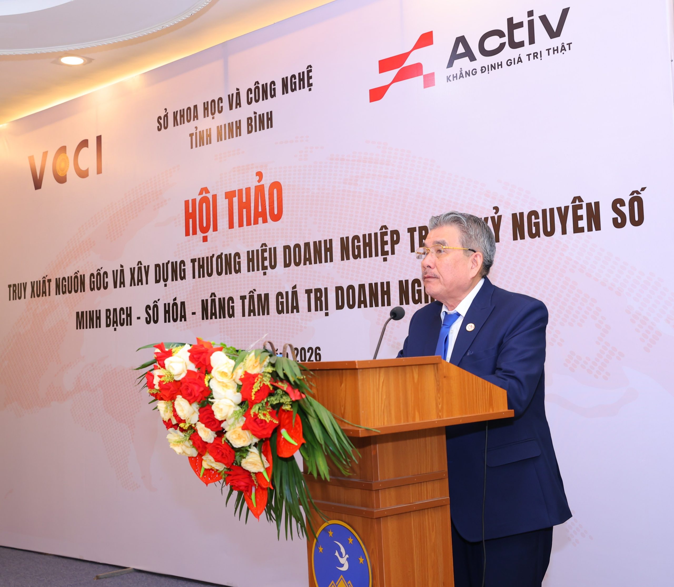 Ông Phạm Văn Thọ, Chủ tịch HĐQT Công ty Cổ phần Chống giả Việt Nam phát biểu khai mạc sự kiện