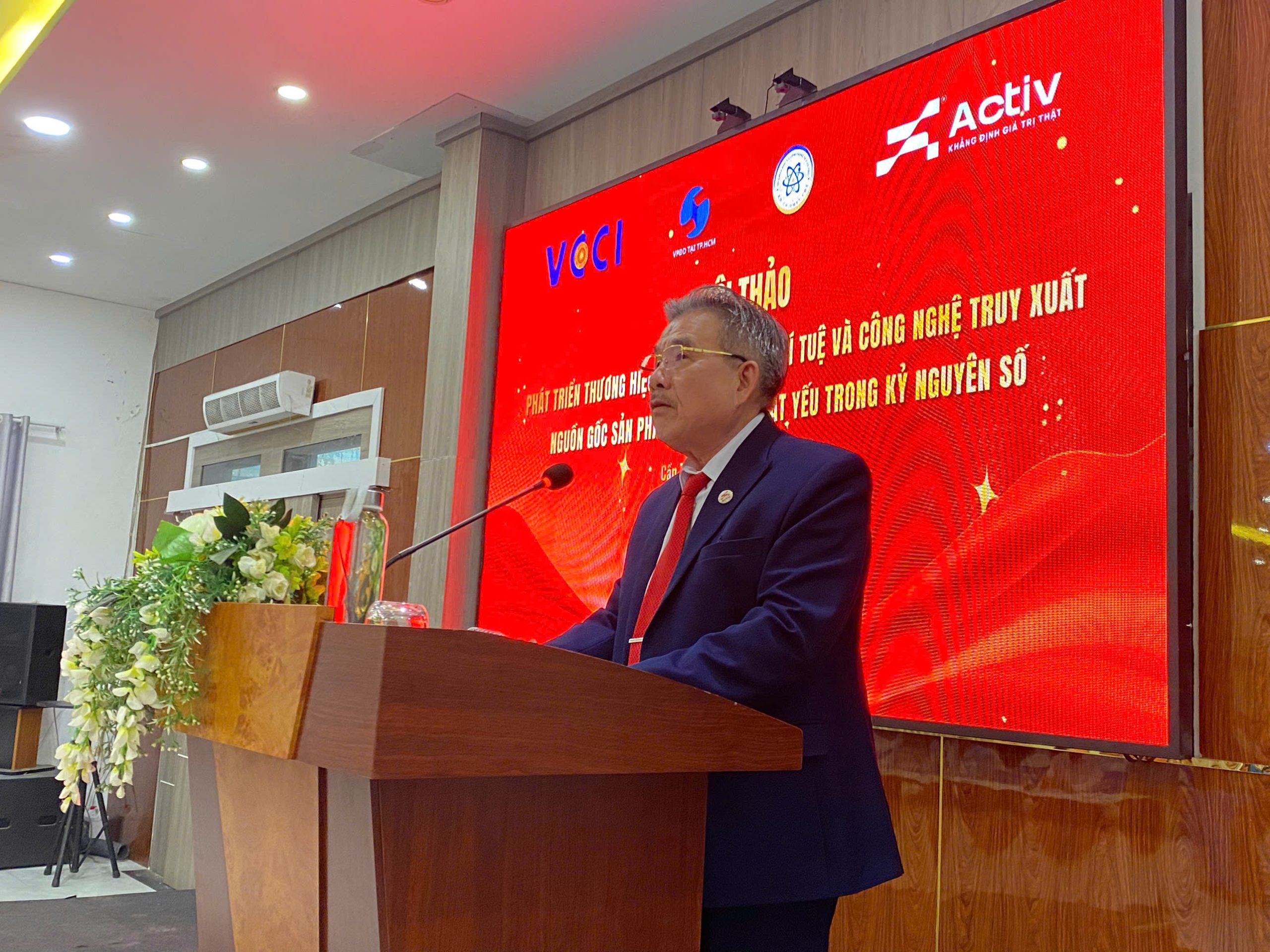 Ông Phạm Văn Thọ phát biểu tại hội thảo